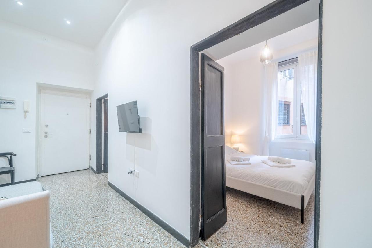 Central & Lovely Apartment In Genova - Netflix! Exterior photo