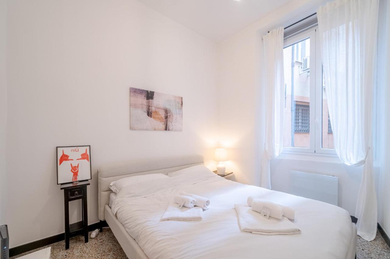 Central & Lovely Apartment In Genova - Netflix! Exterior photo